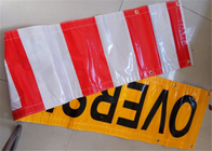 China Vinylfahnen im Freien nach Maß druckten gelbes Schwarzes für Geschäft usine